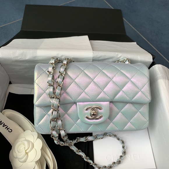 21K CHANEL Classic Mini Flap Bag Iridescent  Blue - Picture 5 of 10